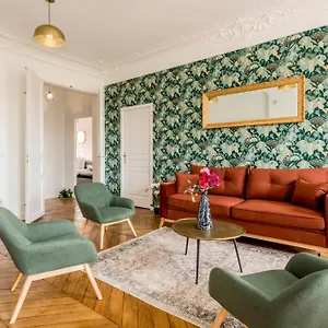 Cozy - Marais - Ponceau , Paris France