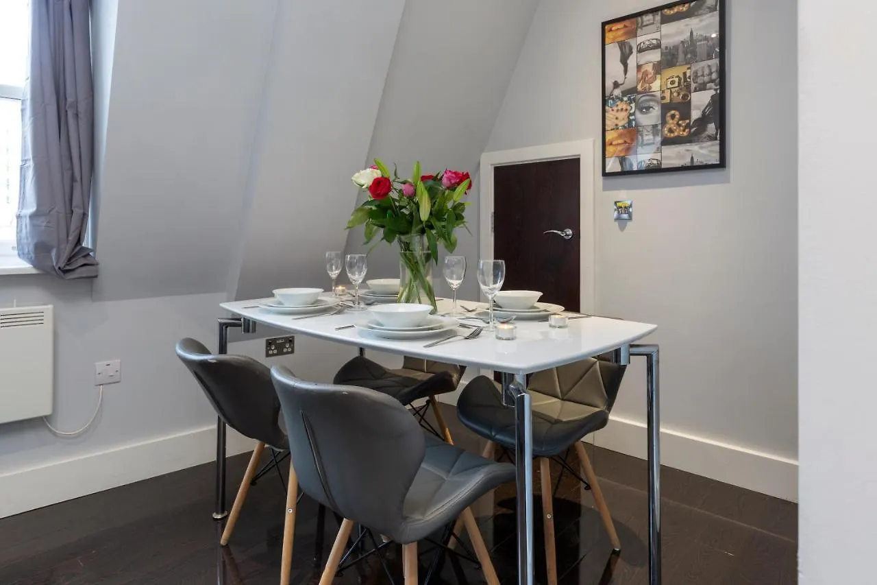 Deluxe Central City Of London Apartments