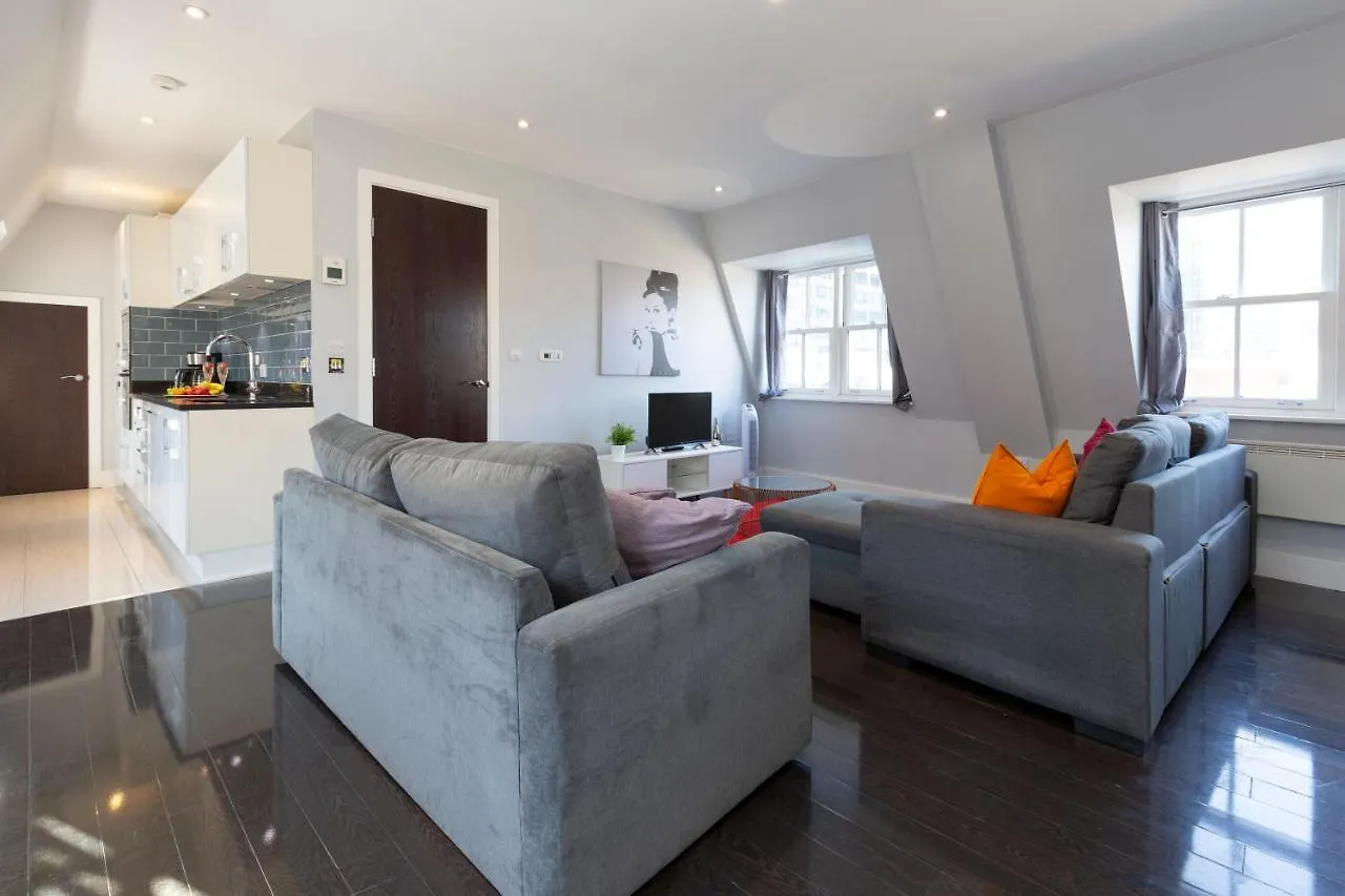Deluxe Central City Of London Apartments